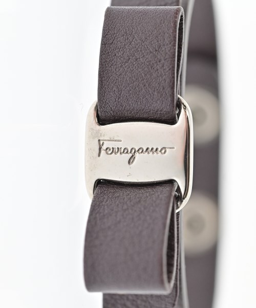 Salvatore Ferragamo（サルバトーレフェラガモ）ブレスレット・バングル 茶 サイズ:- レディース/2200714459080