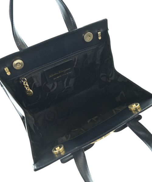 Salvatore Ferragamo（サルバトーレフェラガモ）ハンドバッグ 黒 サイズ:- レディース/2200716252269
