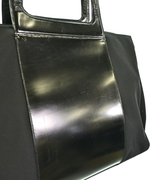 Salvatore Ferragamo（サルバトーレフェラガモ）トートバッグ 黒 サイズ:- レディース/2200716318149