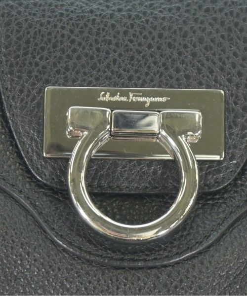Salvatore Ferragamo（サルバトーレフェラガモ）ハンドバッグ 黒 サイズ:- レディース/2200716318484