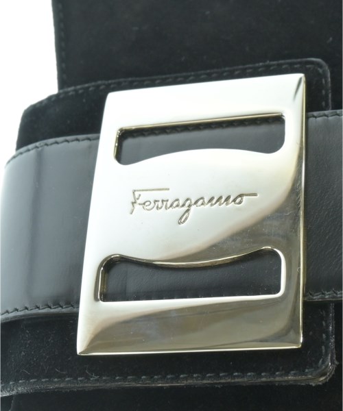 Salvatore Ferragamo（サルバトーレフェラガモ）ショルダーバッグ 黒 サイズ:- レディース/2200716319955