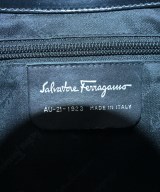 Salvatore Ferragamo（サルバトーレフェラガモ）ショルダーバッグ 黒 サイズ:- レディース/2200716319955
