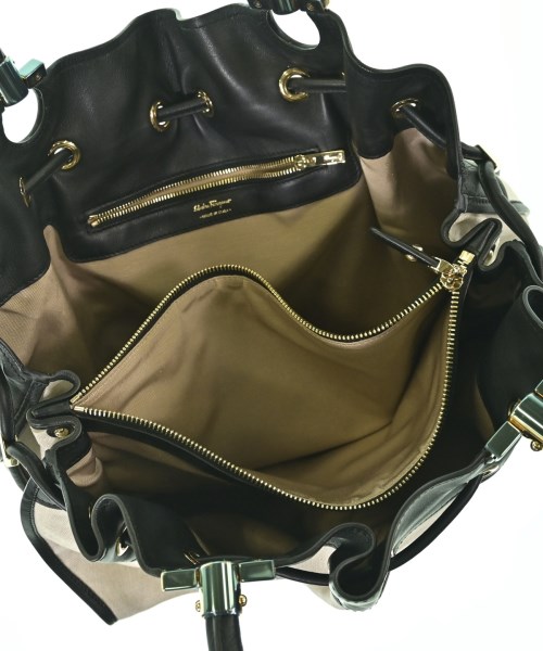 Salvatore Ferragamo（サルバトーレフェラガモ）ハンドバッグ ベージュ サイズ:- レディース/2200718710552