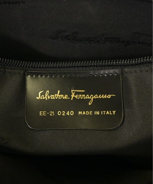 Salvatore Ferragamo（サルバトーレフェラガモ）ショルダーバッグ 黒 サイズ:- レディース/2200718710866