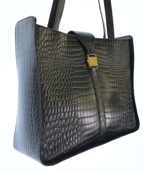 Salvatore Ferragamo（サルバトーレフェラガモ）ショルダーバッグ 黒 サイズ:- レディース/2200718710866