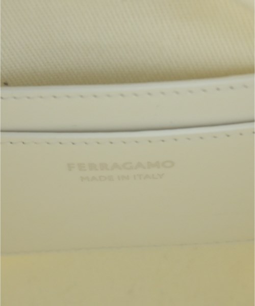 Salvatore Ferragamo（サルバトーレフェラガモ）ハンドバッグ 白 サイズ:- レディース/2200719597022
