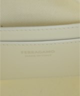 Salvatore Ferragamo（サルバトーレフェラガモ）ハンドバッグ 白 サイズ:- レディース/2200719597022