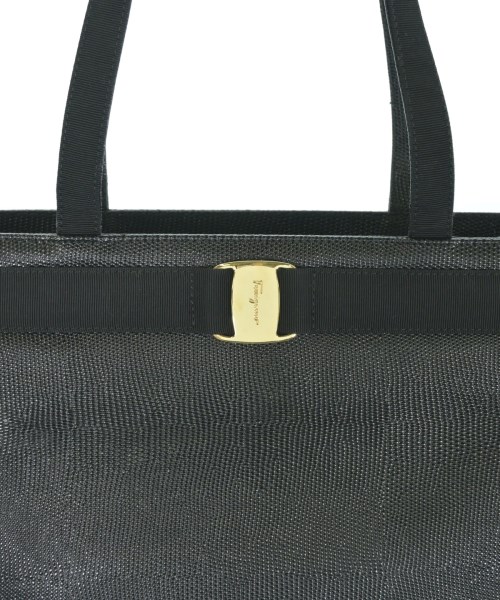 Salvatore Ferragamo（サルバトーレフェラガモ）トートバッグ 黒 サイズ:- レディース/2200649433933