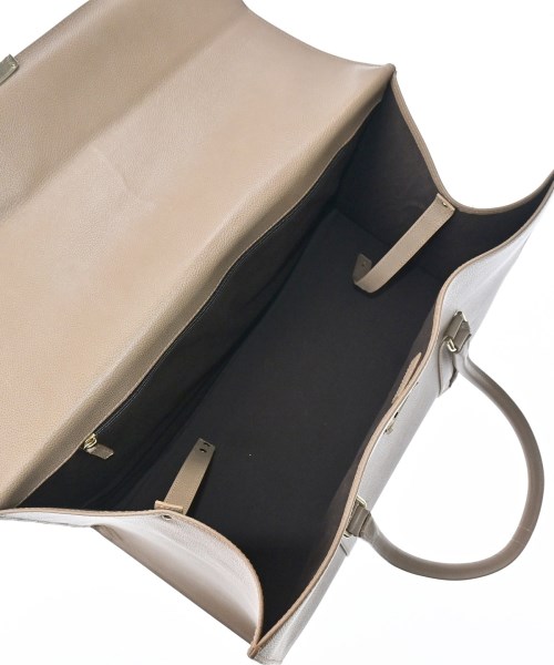 Salvatore Ferragamo（サルバトーレフェラガモ）ハンドバッグ ベージュ サイズ:- レディース/2200649434428