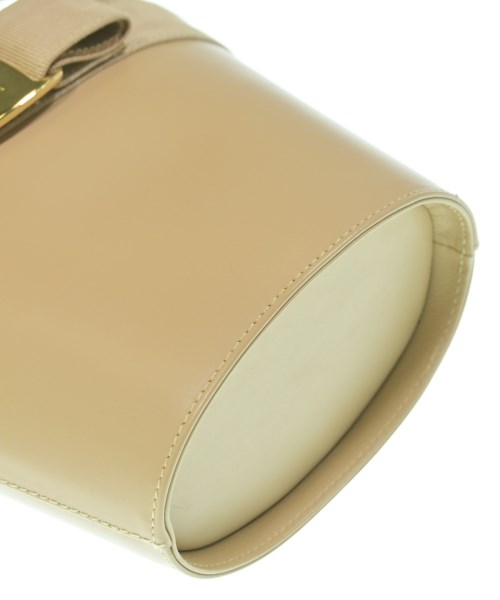 Salvatore Ferragamo（サルバトーレフェラガモ）ハンドバッグ ベージュ サイズ:- レディース/2200649434534