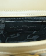 Salvatore Ferragamo（サルバトーレフェラガモ）ハンドバッグ ベージュ サイズ:- レディース/2200649434534