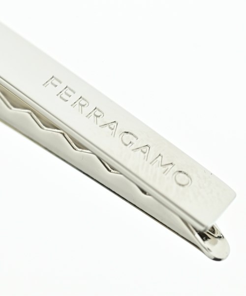 Salvatore Ferragamo（サルバトーレフェラガモ）小物類（その他） シルバー サイズ:- レディース/2200650732018