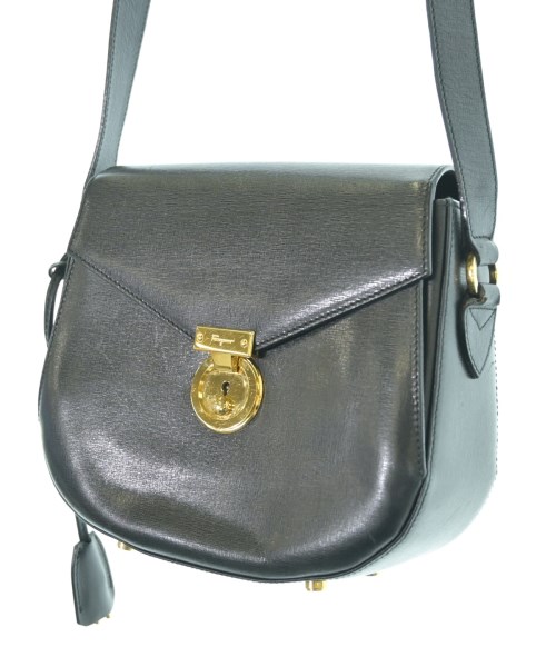 Salvatore Ferragamo（サルバトーレフェラガモ）ショルダーバッグ 黒 サイズ:- レディース/2200652144116
