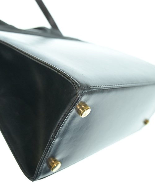 Salvatore Ferragamo（サルバトーレフェラガモ）ハンドバッグ 黒 サイズ:- レディース/2200652144123