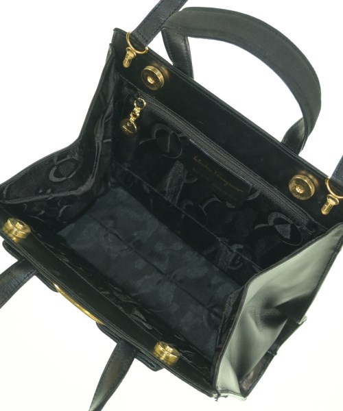 Salvatore Ferragamo（サルバトーレフェラガモ）ハンドバッグ 黒 サイズ:- レディース/2200652144246