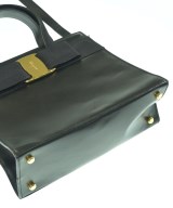 Salvatore Ferragamo（サルバトーレフェラガモ）ハンドバッグ 黒 サイズ:- レディース/2200652144246