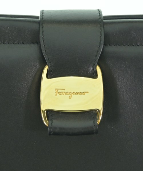 Salvatore Ferragamo（サルバトーレフェラガモ）ショルダーバッグ 黒 サイズ:- レディース/2200652144475