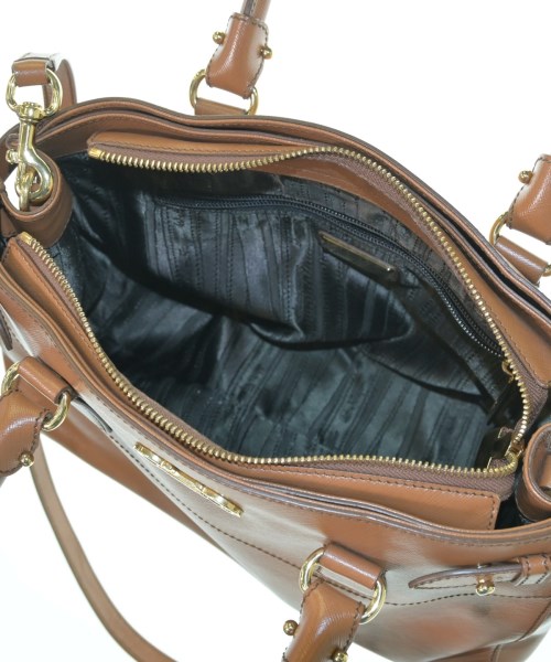 Salvatore Ferragamo（サルバトーレフェラガモ）ハンドバッグ 茶 サイズ:- レディース/2200652144598