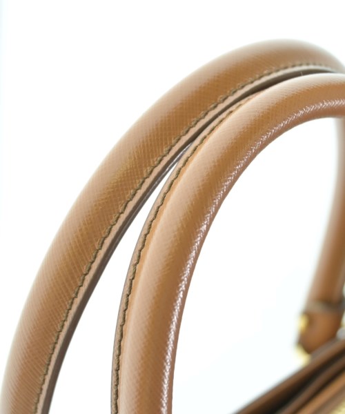 Salvatore Ferragamo（サルバトーレフェラガモ）ハンドバッグ 茶 サイズ:- レディース/2200652144598