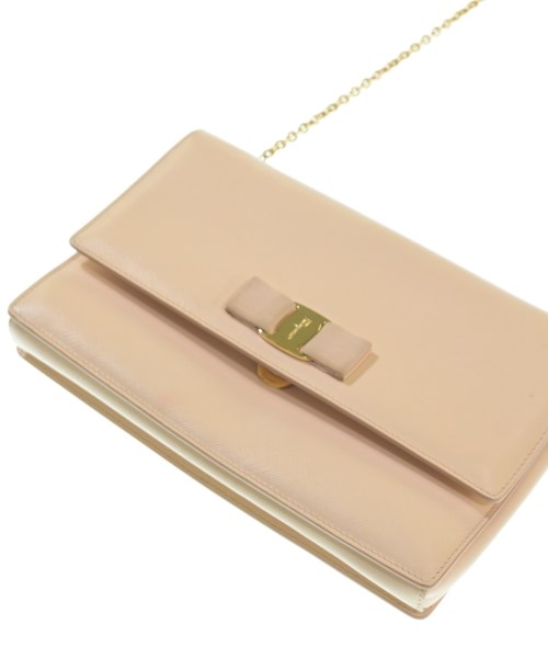 Salvatore Ferragamo（サルバトーレフェラガモ）ショルダーバッグ ベージュ サイズ:- レディース/2200652144611