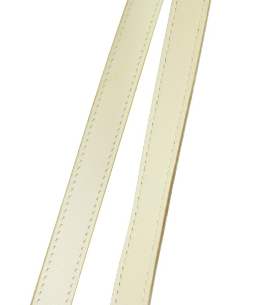 Salvatore Ferragamo（サルバトーレフェラガモ）ハンドバッグ 白 サイズ:- レディース/2200652144666