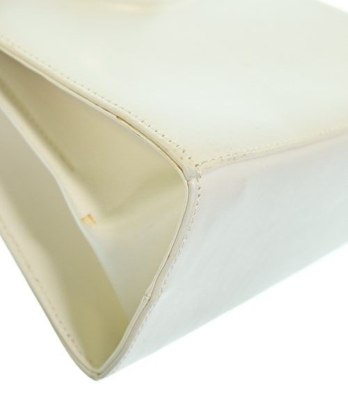 Salvatore Ferragamo（サルバトーレフェラガモ）ハンドバッグ 白 サイズ:- レディース/2200652144666