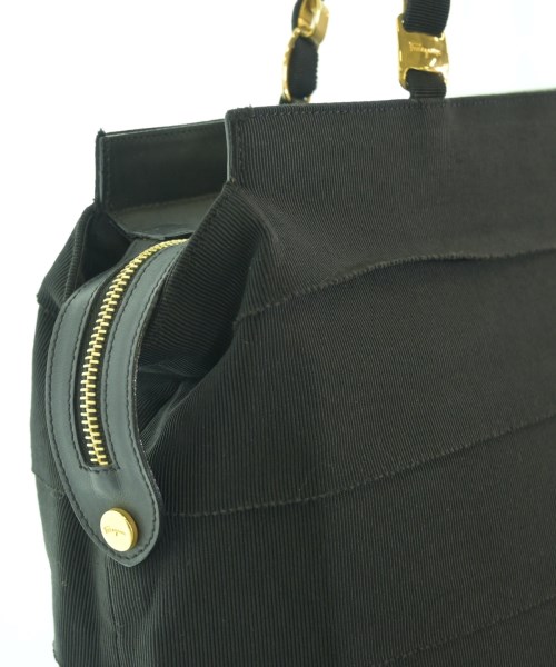 Salvatore Ferragamo（サルバトーレフェラガモ）トートバッグ 黒 サイズ:- レディース/2200652144727