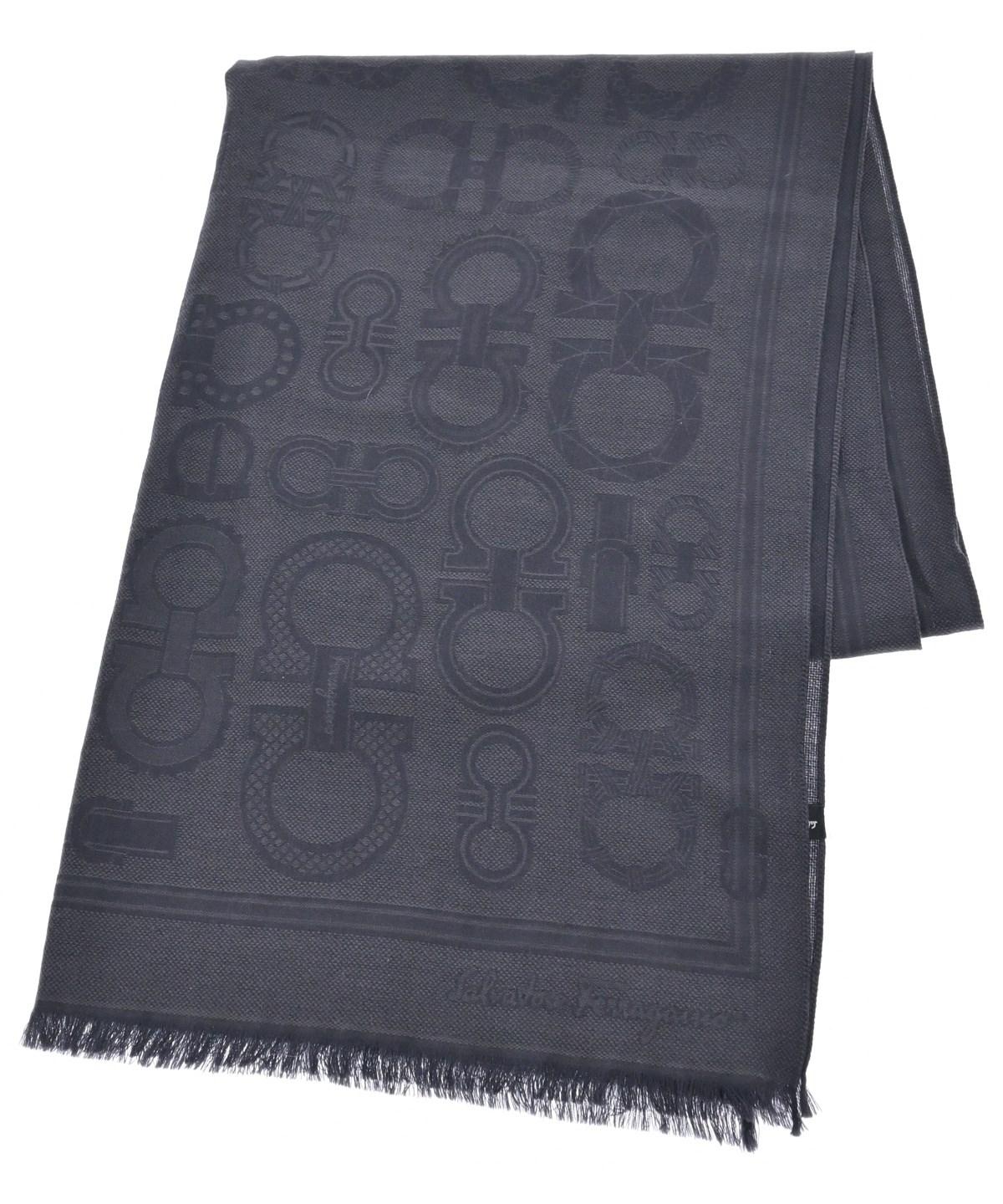 Salvatore Ferragamo（サルバトーレフェラガモ）マフラー 紺 サイズ