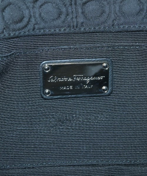 Salvatore Ferragamo（サルバトーレフェラガモ）ハンドバッグ 黒 サイズ:- レディース/2200648201205