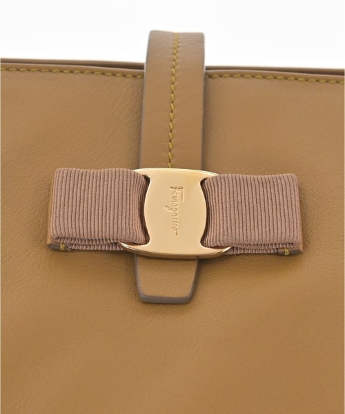 Salvatore Ferragamo（サルバトーレフェラガモ）トートバッグ ベージュ サイズ:- レディース/2200704511323