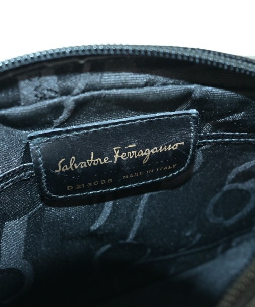 Salvatore Ferragamo（サルバトーレフェラガモ）ショルダーバッグ 黒 サイズ:- レディース/2200704511330