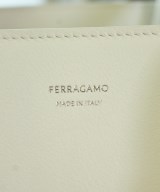 Salvatore Ferragamo（サルバトーレフェラガモ）ハンドバッグ 白 サイズ:- レディース/2200691759234