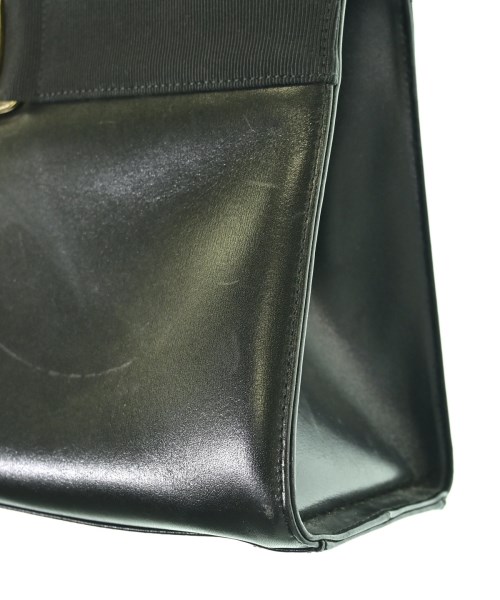 Salvatore Ferragamo（サルバトーレフェラガモ）ショルダーバッグ 黒 サイズ:- レディース/2200708385104