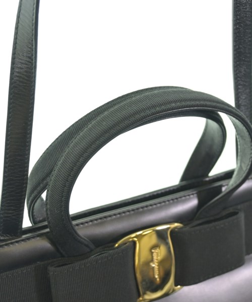 Salvatore Ferragamo（サルバトーレフェラガモ）ハンドバッグ 黒 サイズ:- レディース/2200706284447