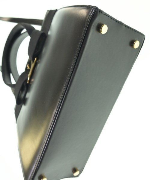 Salvatore Ferragamo（サルバトーレフェラガモ）ハンドバッグ 黒 サイズ:- レディース/2200706284447