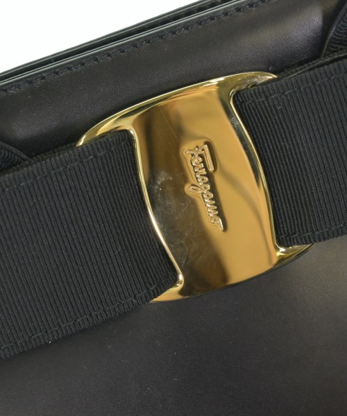 Salvatore Ferragamo（サルバトーレフェラガモ）ハンドバッグ 黒 サイズ:- レディース/2200706284447