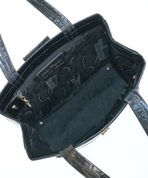 Salvatore Ferragamo（サルバトーレフェラガモ）ハンドバッグ 黒 サイズ:- レディース/2200709604143