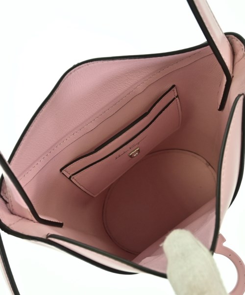 Salvatore Ferragamo（サルバトーレフェラガモ）ハンドバッグ ピンク サイズ:- レディース/2200709604815