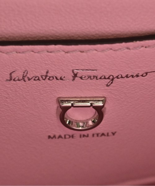 Salvatore Ferragamo（サルバトーレフェラガモ）ハンドバッグ ピンク サイズ:- レディース/2200709604815