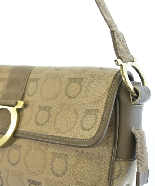 Salvatore Ferragamo（サルバトーレフェラガモ）ショルダーバッグ 茶 サイズ:- レディース/2200709604990