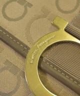 Salvatore Ferragamo（サルバトーレフェラガモ）ショルダーバッグ 茶 サイズ:- レディース/2200709604990