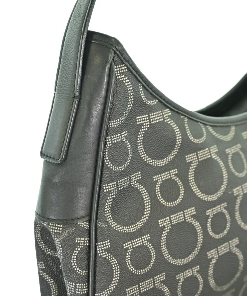 Salvatore Ferragamo（サルバトーレフェラガモ）ハンドバッグ 黒 サイズ:- レディース/2200709606246