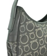 Salvatore Ferragamo（サルバトーレフェラガモ）ハンドバッグ 黒 サイズ:- レディース/2200709606246