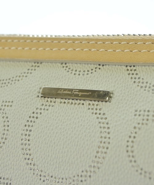 Salvatore Ferragamo（サルバトーレフェラガモ）ショルダーバッグ 青 サイズ:- レディース/2200709606468