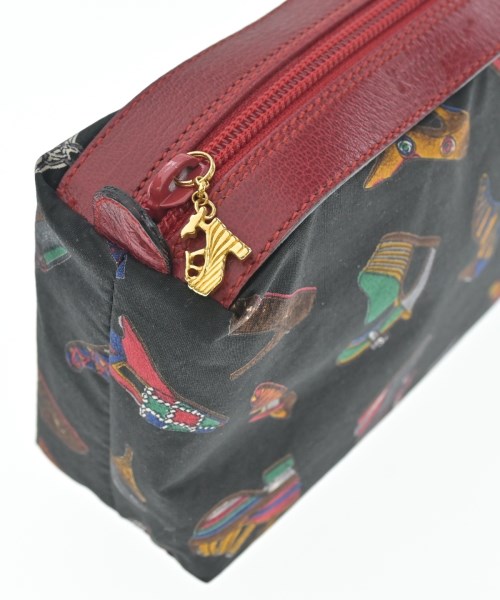 Salvatore Ferragamo（サルバトーレフェラガモ）ポーチ 黒 サイズ:- レディース/2200662365020