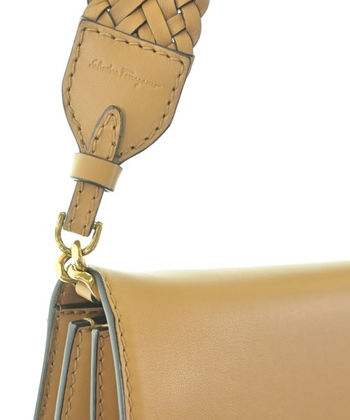 Salvatore Ferragamo（サルバトーレフェラガモ）ショルダーバッグ ベージュ サイズ:- レディース/2200663929290
