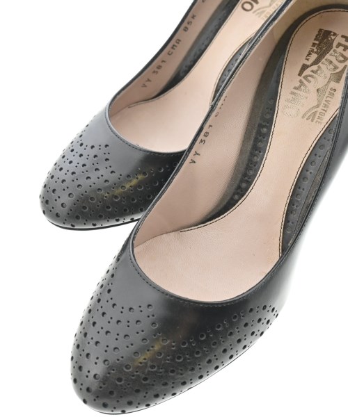 Salvatore Ferragamo（サルバトーレフェラガモ）パンプス 黒 サイズ:6(23.5cm位) レディース/2200666316110
