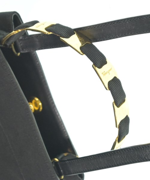 Salvatore Ferragamo（サルバトーレフェラガモ）ハンドバッグ 黒 サイズ:- レディース/2200668398244