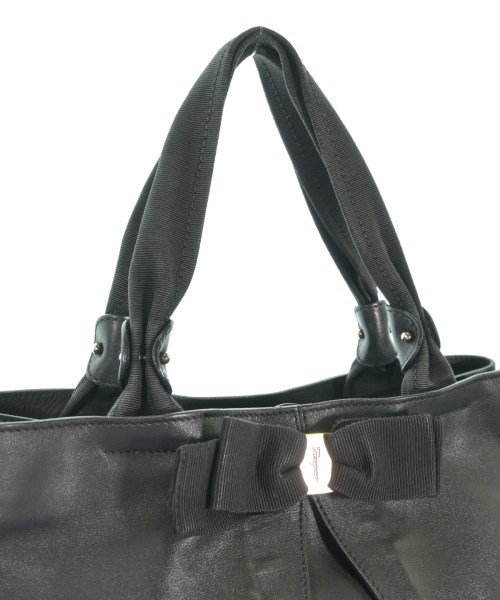 Salvatore Ferragamo（サルバトーレフェラガモ）ハンドバッグ 黒 サイズ:- レディース/2200669729054