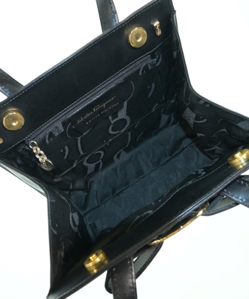 Salvatore Ferragamo（サルバトーレフェラガモ）ハンドバッグ 黒 サイズ:- レディース/2200669729061